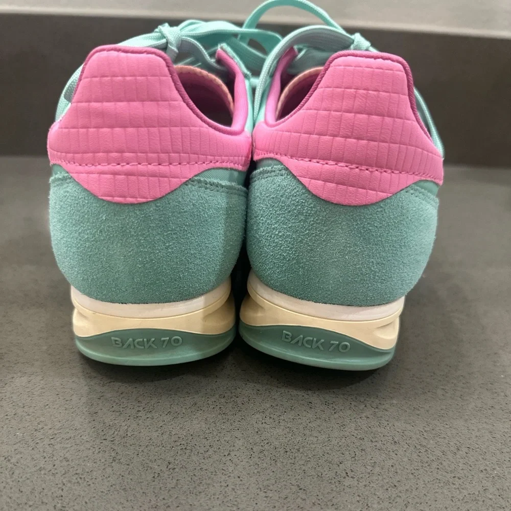 Back 70 Barkley Joggers Light Sky Fuchsia - Picture 4 of 5